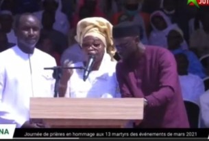 Ousmane Sonko mors d'un meeting à Bignona