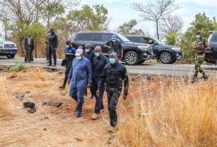 Macky Sall sur les lieux du Décès par accident de 3 journalistes de Leral