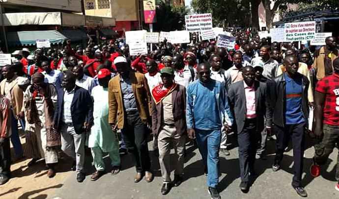 Crise scolaire grève enseignants Sénégal.