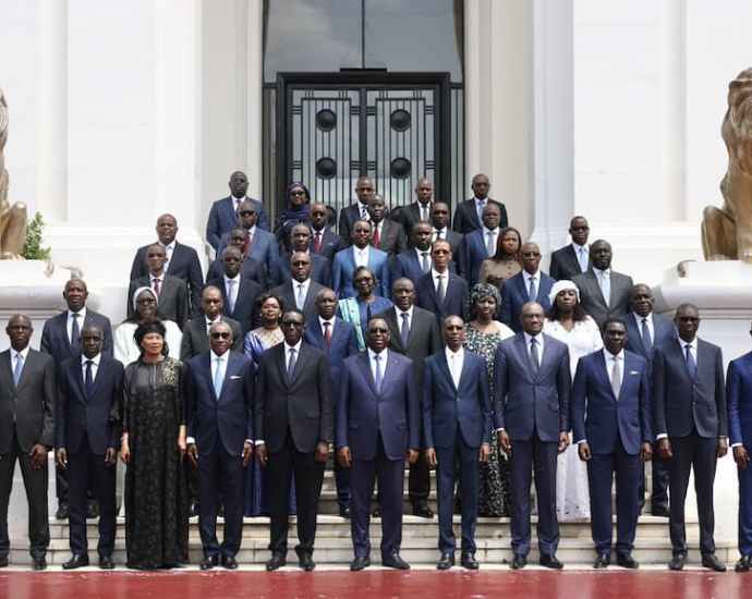 Sénégal, Conseil des ministres, les membres du nouveau gouvernement au Palais de la République pour la photo officielle.