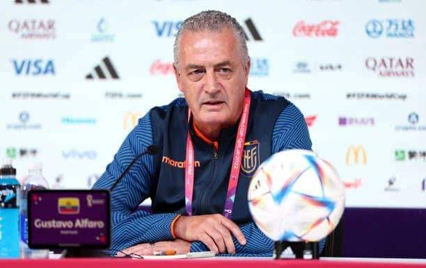 Gustavo Alfaro (coach Equateur)