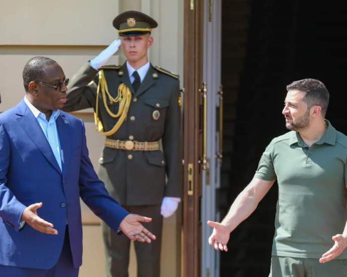 Volodymyr Zelensky et macky sall