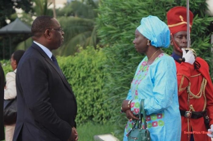 Mimi touré et Macky Sall au palais